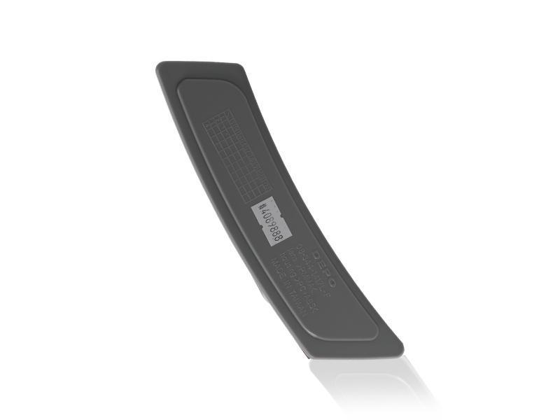 2011-2016 BMW 5 Series F10 / 2012-2015 BMW 6 Series F12 / F13 Clear or Smoke Front Bumper Reflector Light
#lens-color_clear-lens