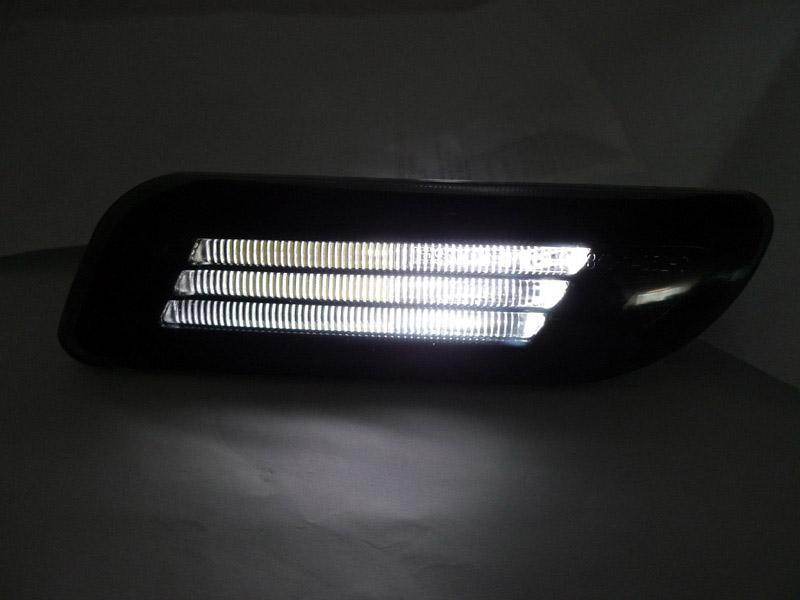 1998-2002 Mercedes CLK Class W208 Light Bar LED Clear or Smoke Front Bumper Side Marker Light
#lens-color_black-housing-smoke-lens