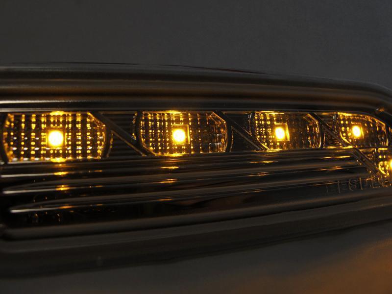 2006 - 2011 Mercedes CLS Class W219 Crystal Clear LED Front Bumper Side Marker Light