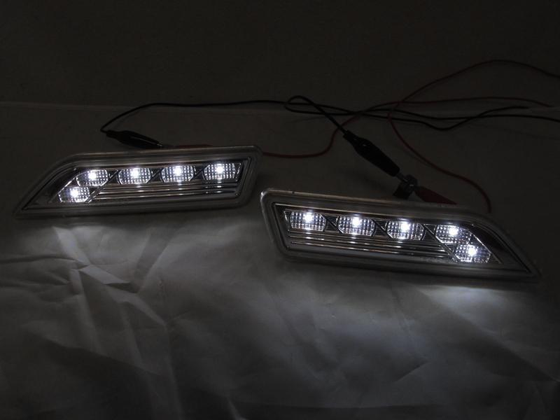 2006 - 2011 Mercedes CLS Class W219 Crystal Clear LED Front Bumper Side Marker Light