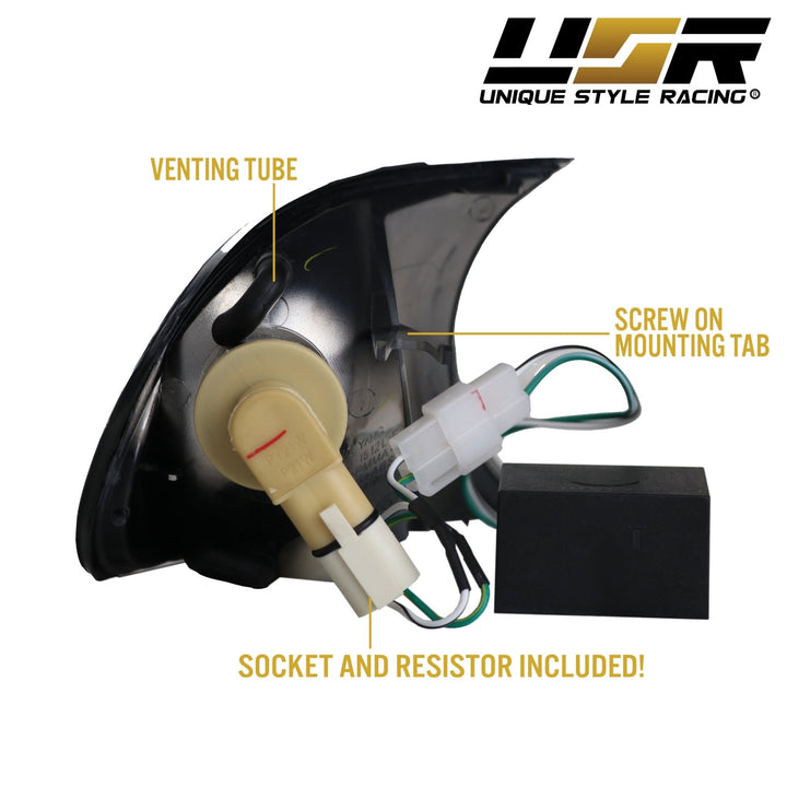 2002-2003 BMW 3 Series E46 2D / Cabrio Screw-On LED Clear or Smoke Lens Corner Signal Light
#color_crystal-clear-lens-white-led