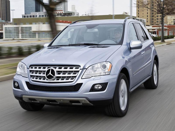 2006 - 2011 Mercedes M Class W164 Without Sport Pkg. Oval Shape OEM Replacement Fog Light