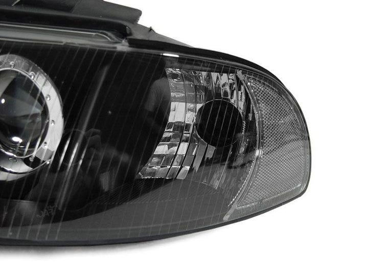 1992 - 2001 Audi A4 B5.5 / 2000 - 2002 S4 Xenon Model OEM Replacement D2S Projector Headlight With Clear Corner Lens