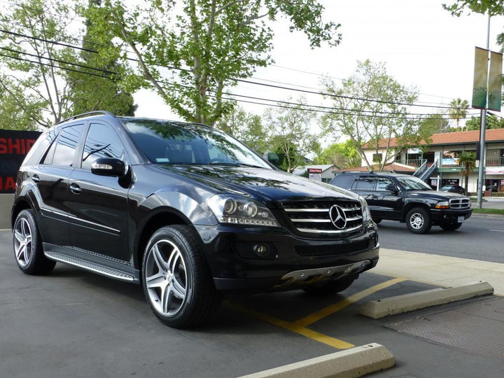 2006-2008 Mercedes Benz M Class W164 White LED Strip Chrome or Black Housing Projector Headlight For Stock Halogen Model
#housing-color_black-housing-clear-lens-white-led-strip-projector