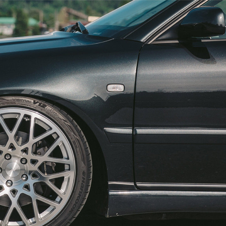 1992 - 2001 Audi A4 / 2000 - 2002 S4 B5.5 / 2000 - 2003 A8 D2 / 2000 - 2006 TT Clear or Smoke Fender Side Marker Light