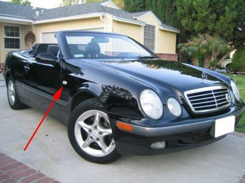 1998 - 2002 Mercedes CLK Class W208 Smoke Fender Side Marker Light