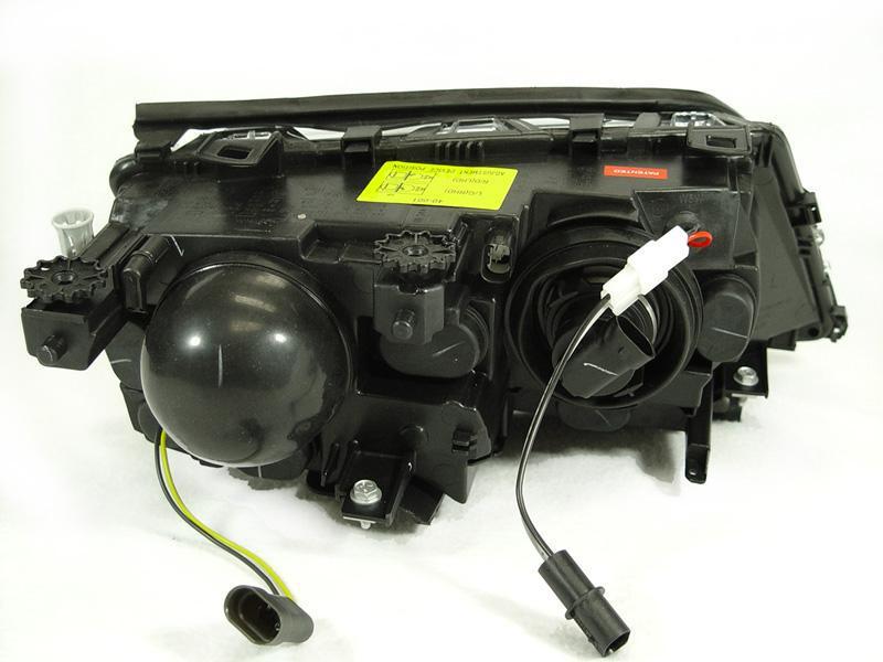 2002-2003 BMW 3 Series E46 2D Coupe/Convertible & 02-06 E46 M3 DEPO Angel Eye Projector Headlight + Optional UHP LED Halo Ring For Bi-Xenon HID Model
