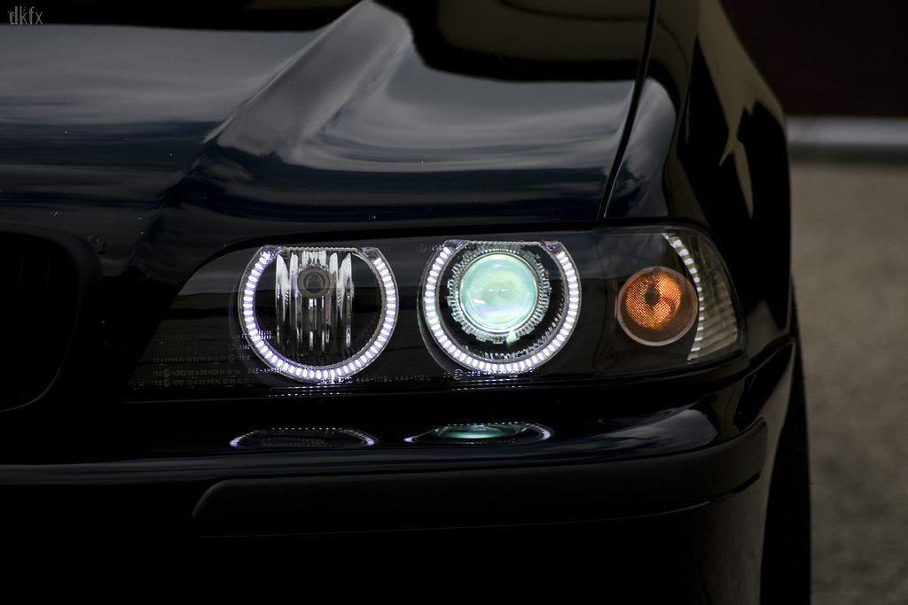 1997-2000 BMW E39 5 Series DEPO Angel Eye Halo Projector Headlight With Optional LED Ring For Factory Xenon Models