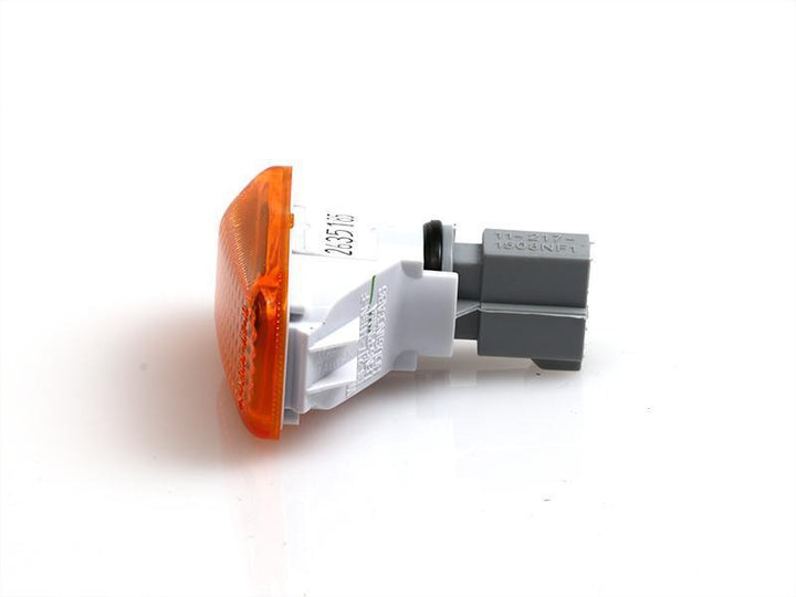 Universal JDM Amber or Clear Fender Side Marker Light For Acura / Honda Civic EM2 / Integra DC5 / Toyota / Nissan / Subaru
