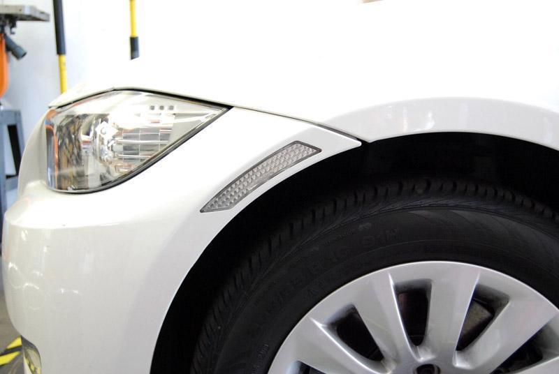 2009-2011 BMW 3 Series E90 / E91 LCI 4D / 5D Clear or Smoke Front Bumper Reflector Light - Made by DEPO