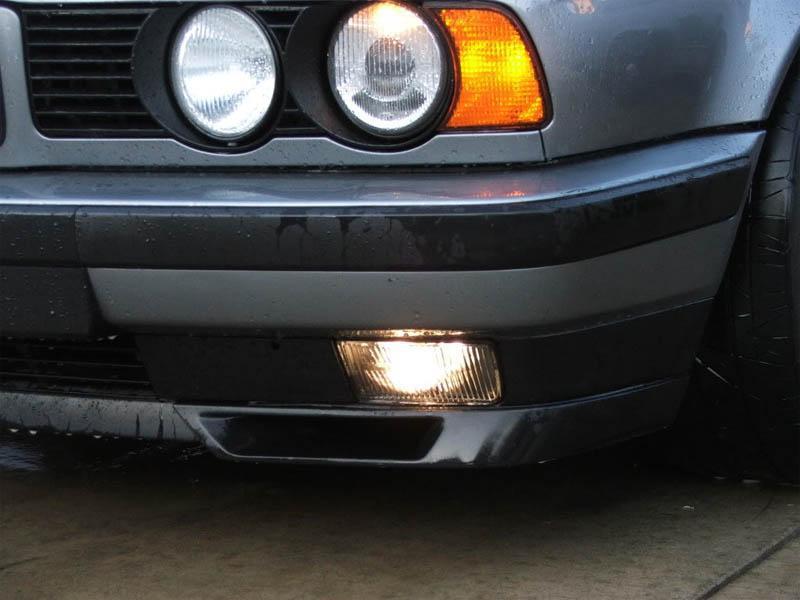 1989-1990 / 1994-1995 BMW E34 5 Series OEM Replacement Fog Light - Made by DEPO