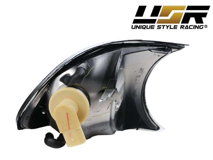 2002-2003 BMW 3 Series E46 2D / Cabrio & 2002-2006 E46 M3 DEPO Screw-On Clear or Smoke Corner Signal Light