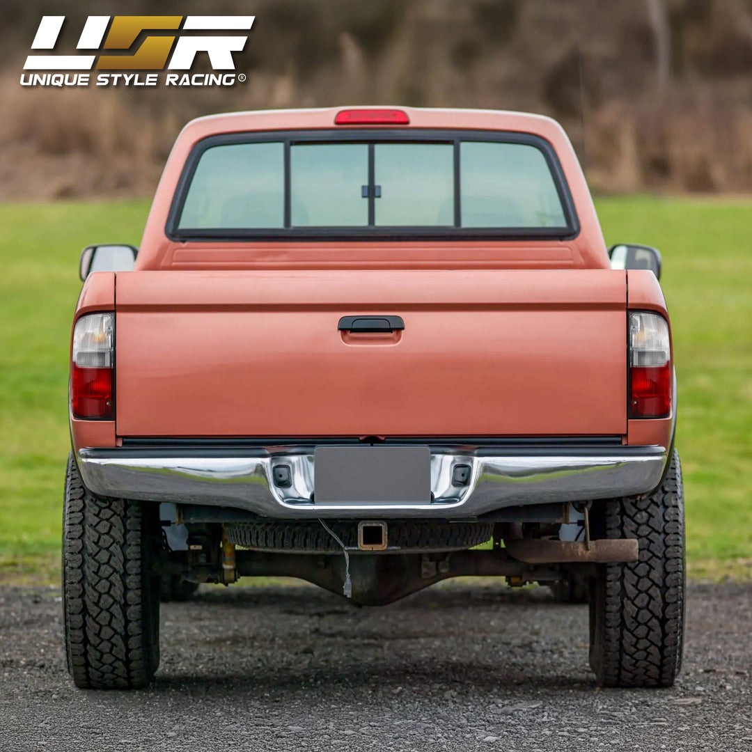 1995-2000 Toyota Tacoma Pickup Red / Clear Lens Tail Lights