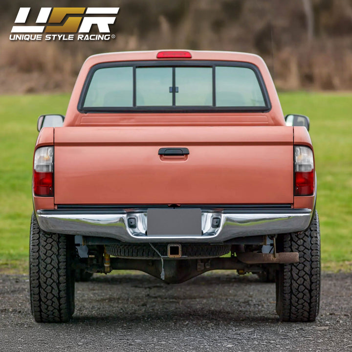 1995-2000 Toyota Tacoma Pickup Red / Clear Lens Tail Lights