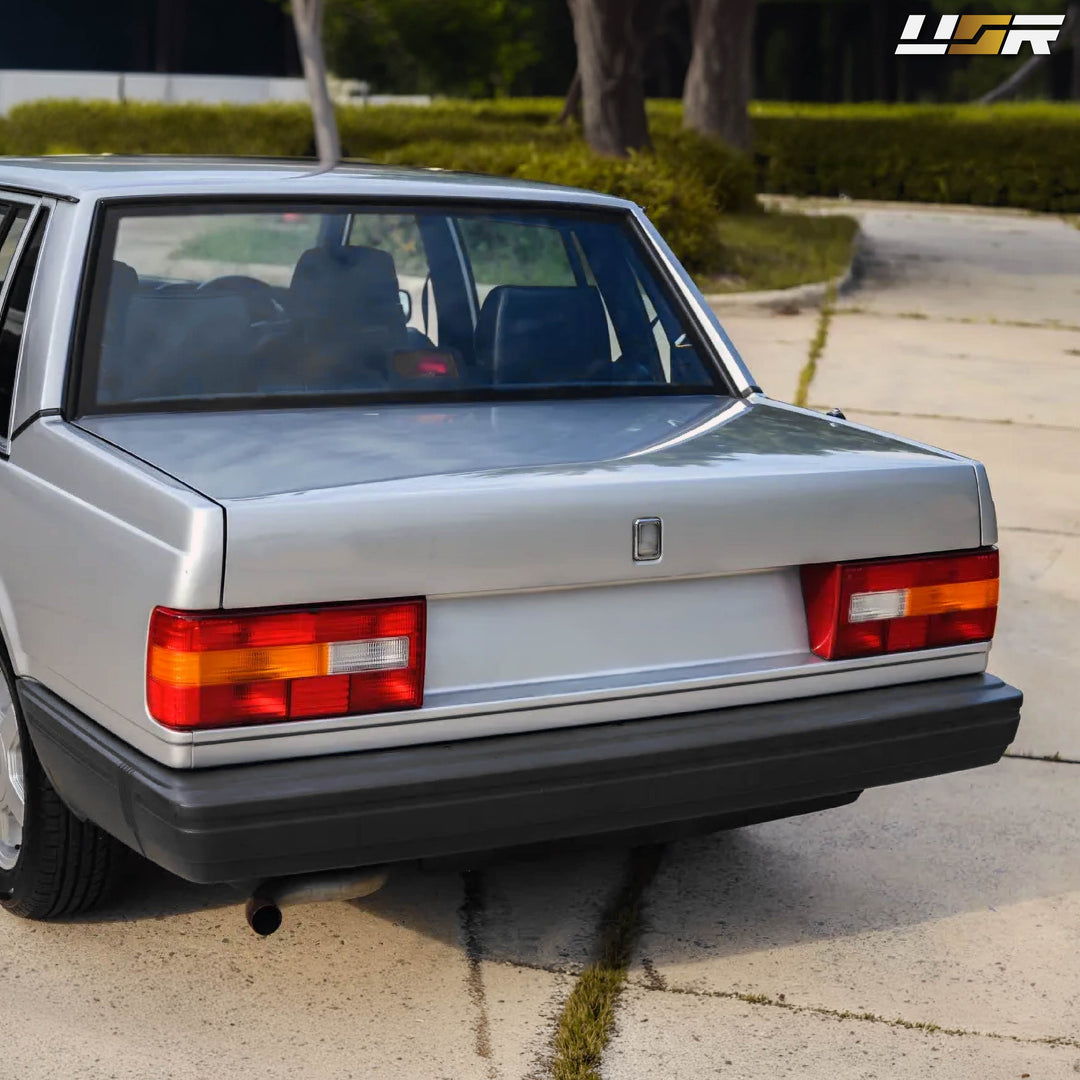 1990-1992 Volvo 740 Red / Clear / Amber Lens Tail Lights