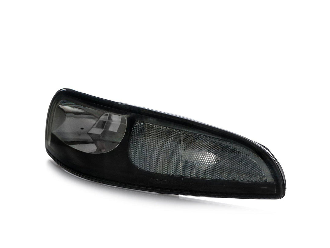1997 - 2004 Chevrolet Corvette C5 Black Inner Housing Clear or Light Smoke Lens Front Bumper Signal Light