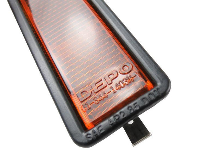BMW E30 3 Series / E34 5 Series / E32 7 Series Front Amber or Rear Red Bumper Side Marker Light