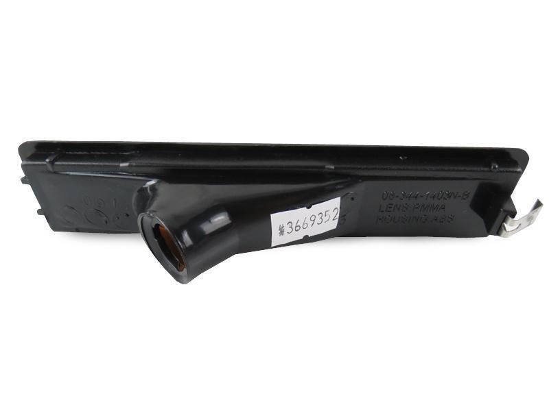 BMW E30 3 Series / E34 5 Series / E32 7 Series Front Amber or Rear Red Bumper Side Marker Light