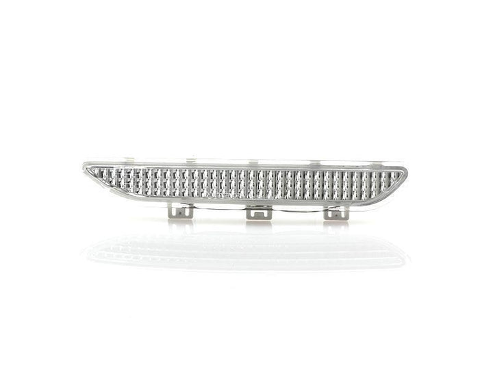 2004-2006 BMW E46 3 Series 2 Door Coupe/Cabrio Clear or Smoke Bumper Reflector Light

#lens-color_clear-lens
