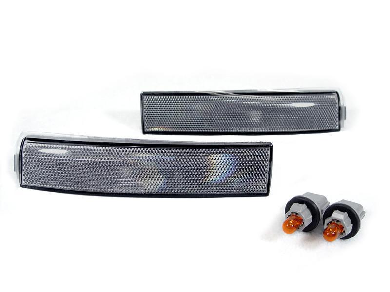 2000 - 2002 Lincoln LS Non Sport Pkg Model Front Bumper Side Marker Lights