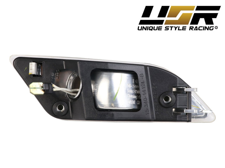 2012 - 2014 Mercedes C Class W204 Amber or White LED with Clear or Smoke Lens Front Bumper Side Marker Light