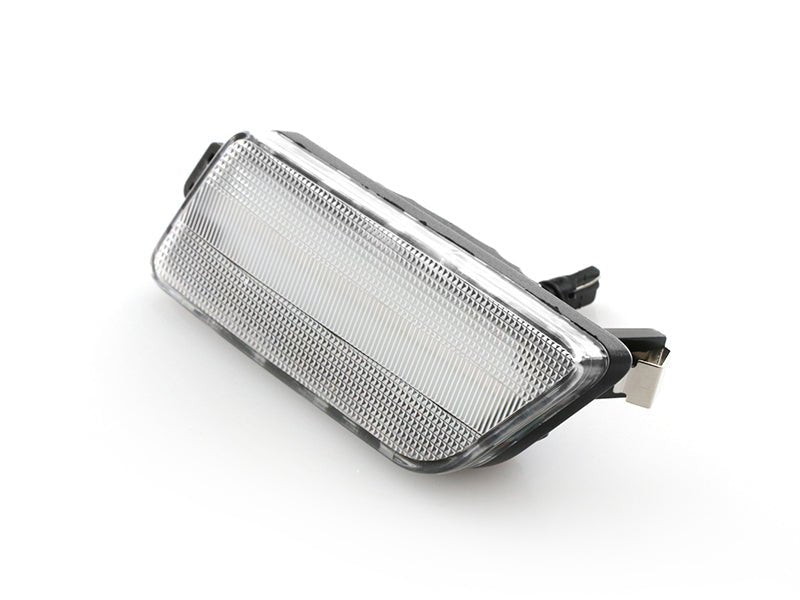 2014 - 2019 Porsche Macan USR LED Clear OR Smoke Front Amber LED Bumper Side Marker Light

#lens-color_clear-lens