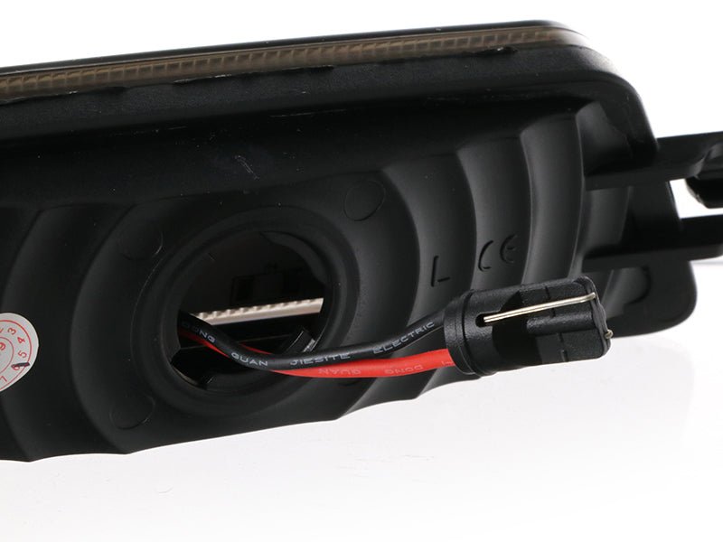 2014 - 2019 Porsche Macan USR LED Clear OR Smoke Front Amber LED Bumper Side Marker Light

#lens-color_smoke-lens