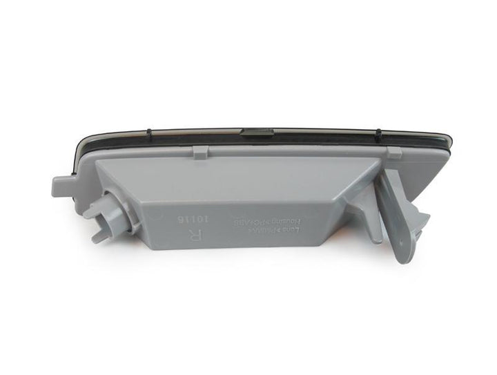 2010 - 2013 Volkswagen Golf 6 / Jetta 5 Door Wagon Smoke Front Bumper Side Marker Lights