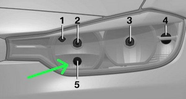2012 - 2015 BMW F30 / F31 3 Series Halogen Headlights DRL Daytime Running Light PW24W White LED Bulbs