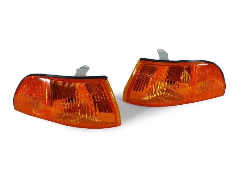 1990 - 1993 Acura Integra JDM Style Clear or Amber Corner Light