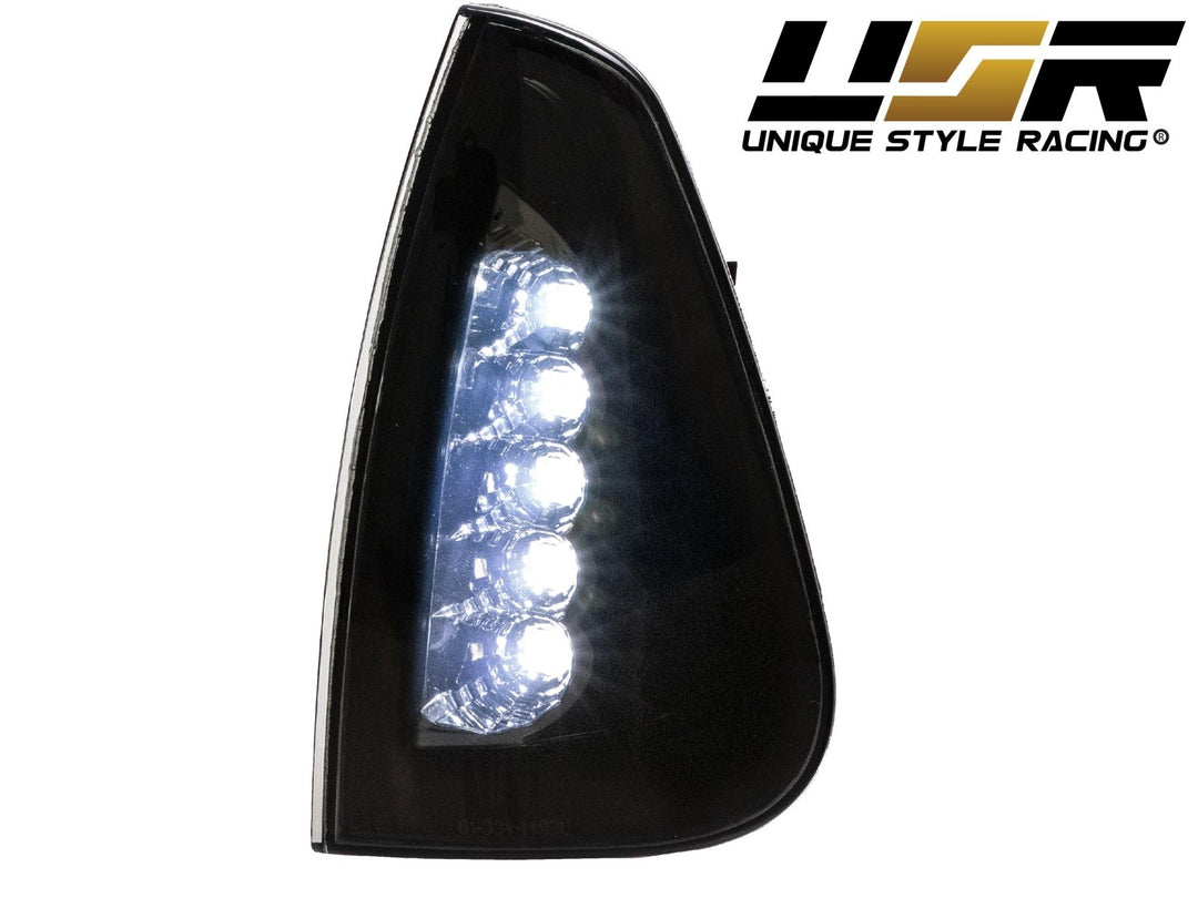 2006-2010 Dodge Charger SE / SXT / R/T Clear or Smoke Lens LED Corner Unique Style Racing 2006-2010 Dodge Charger SE / SXT / R/T Clear or Smoke Lens LED Corner Unique Style Racing