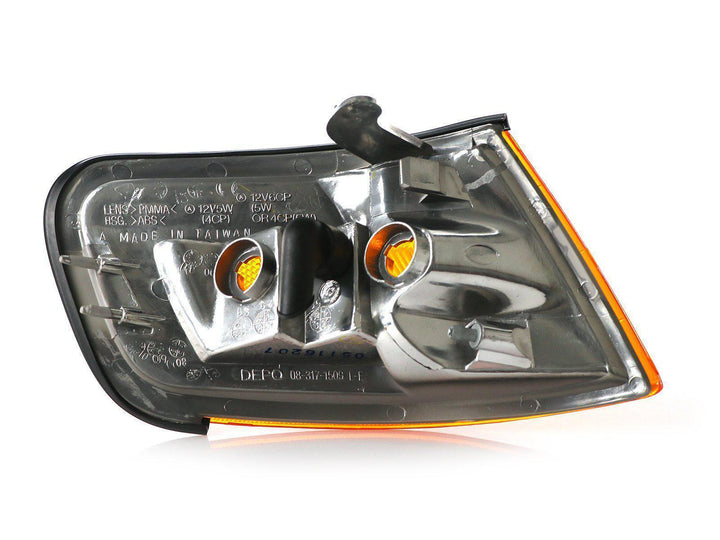 1994 - 1997 Honda Accord Amber Front Corner Signal Light