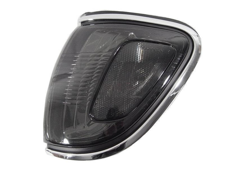 2001 - 2004 Toyota Tacoma Front Clear or Smoke Lens Corner Lights