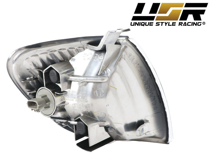 2000 - 2004 Toyota Tundra Single or Extended Cab Pickup Truck Clear Corner Lights
