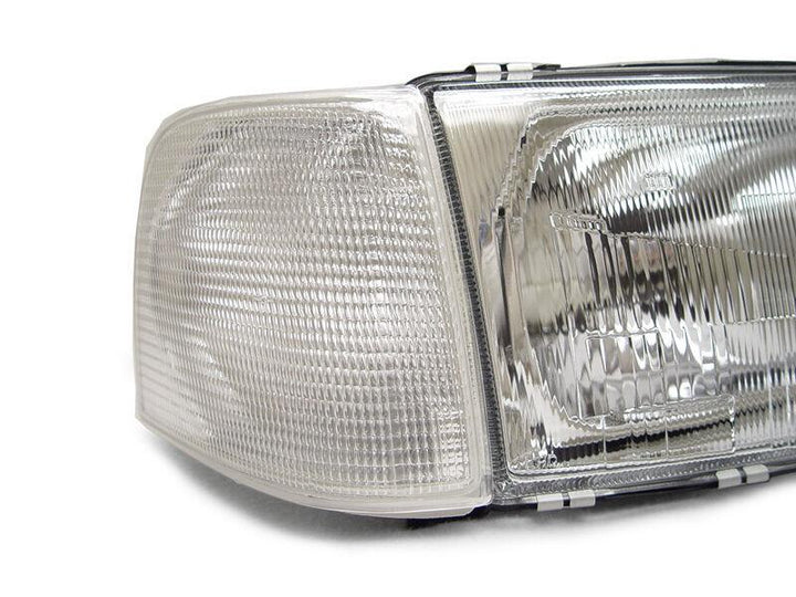 1986 - 1988 Audi 5000 / 1989 - 1991 Audi 100 Clear Glass Headlights with Clear Corner lights