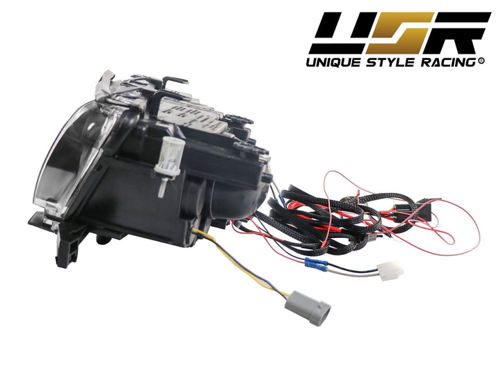 2002 - 2005 BMW 3 Series E46 4D Sedan / 4D Wagon Angel Eye Projector Headlight W/ Optional UHP LED Halo Rings
