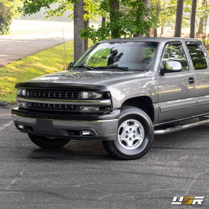 1999 - 2002 Chevrolet Chevy SIlverado, Suburban Black Housing Clear Lens with Bumper Light