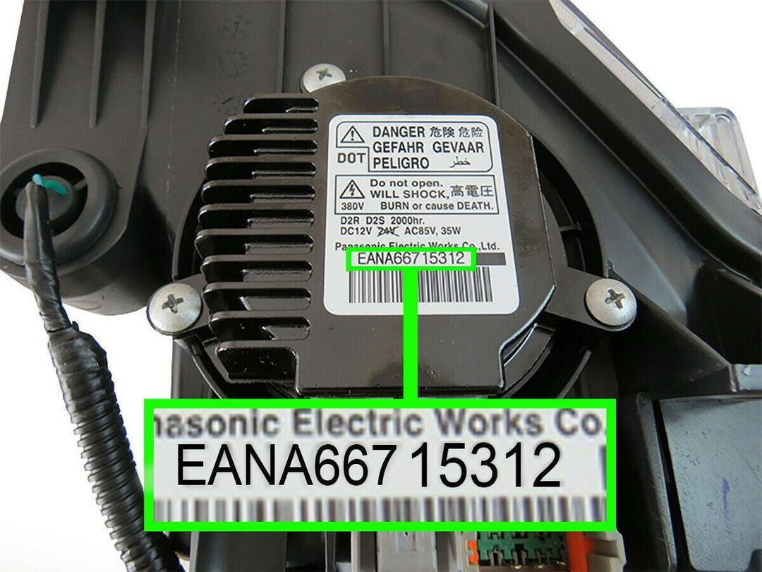 2003 - 2005 Nissan 350Z Z33 Facelift Style JDM Black D2S BiXenon Projector Headlight + Wire Adapter for Halogen Models to Upgrade