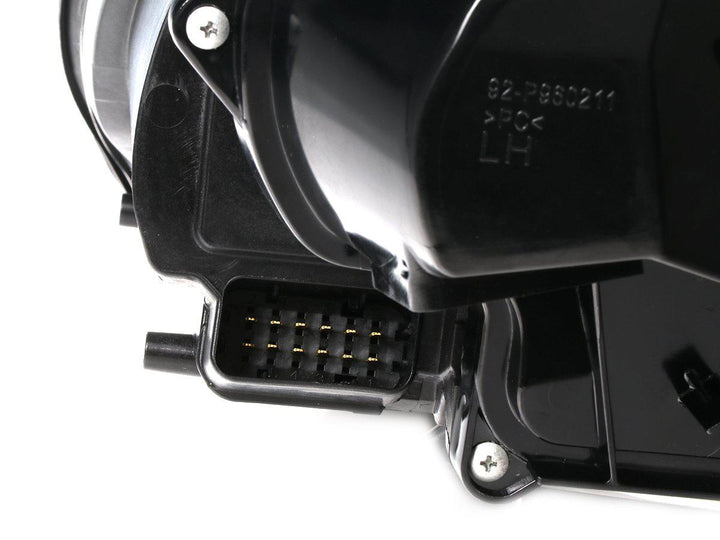 2002 - 2004 Porsche 911 Carrera Turbo 996 Chassis USR 991 Style LED Ring Black Housing Project Headlight For Stock Xenon D2S HID Model