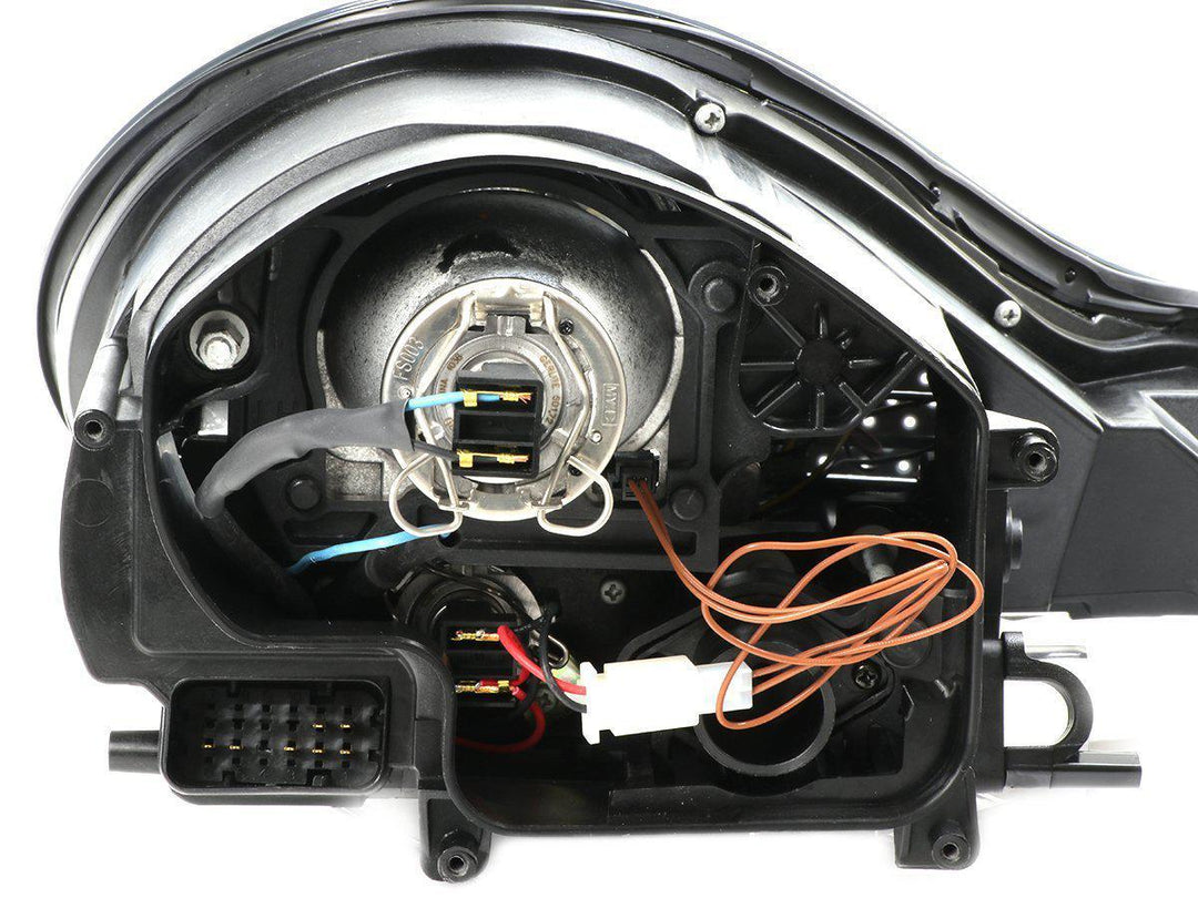 2002 - 2004 Porsche 911 Carrera Turbo 996 Chassis USR 991 Style LED Ring Black Housing Project Headlight For Stock Halogen Model