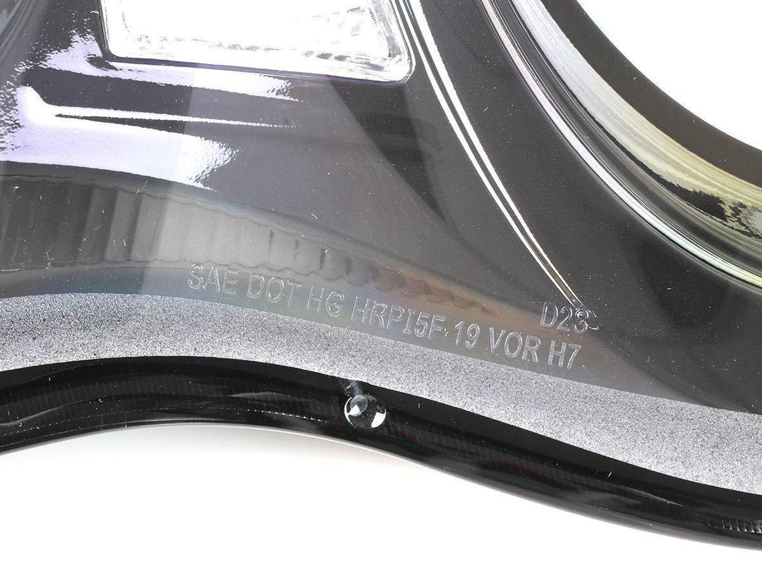 2002 - 2004 Porsche 911 Carrera Turbo 996 Chassis USR 991 Style LED Ring Black Housing Project Headlight For Stock Halogen Model