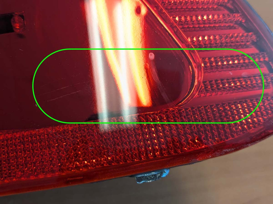 OPEN BOX 2000 - 2003 BMW E46 3 Series 2D Coupe Red/Clear Lens LED Tail Light