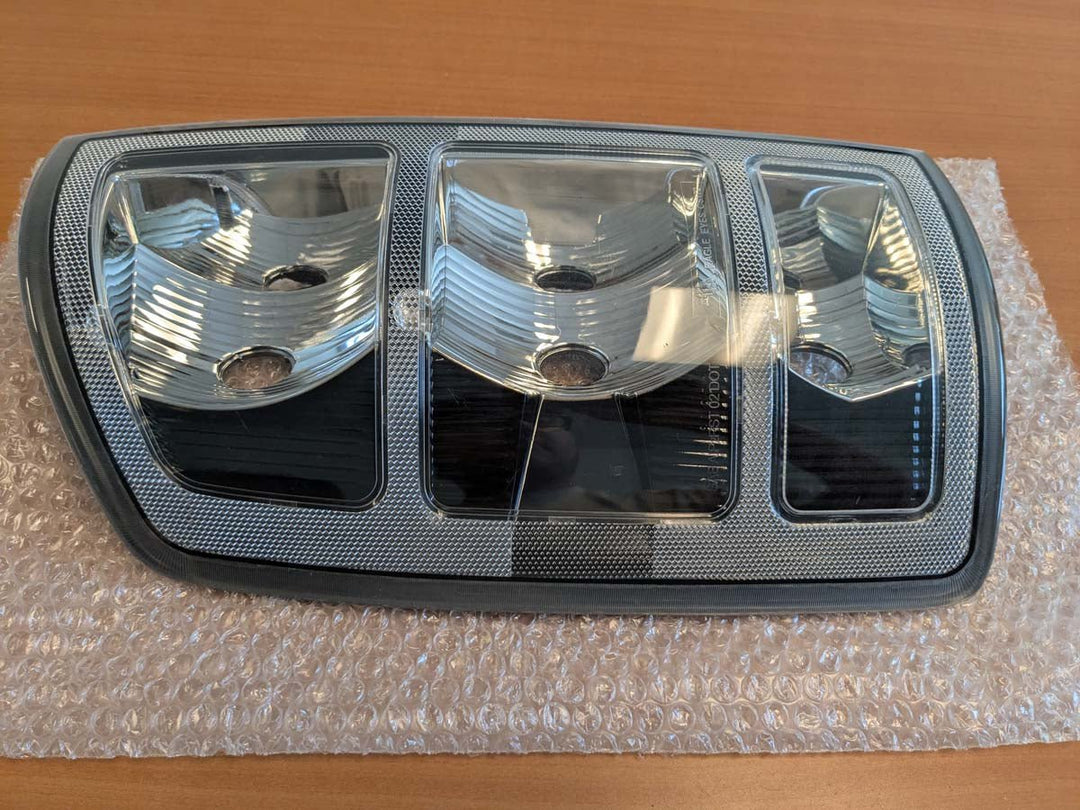 OPEN BOX 2002 - 2006 Dodge Ram Pick - Up Truck 1500 Glossy Black Housing All Clear Lens Tail Light