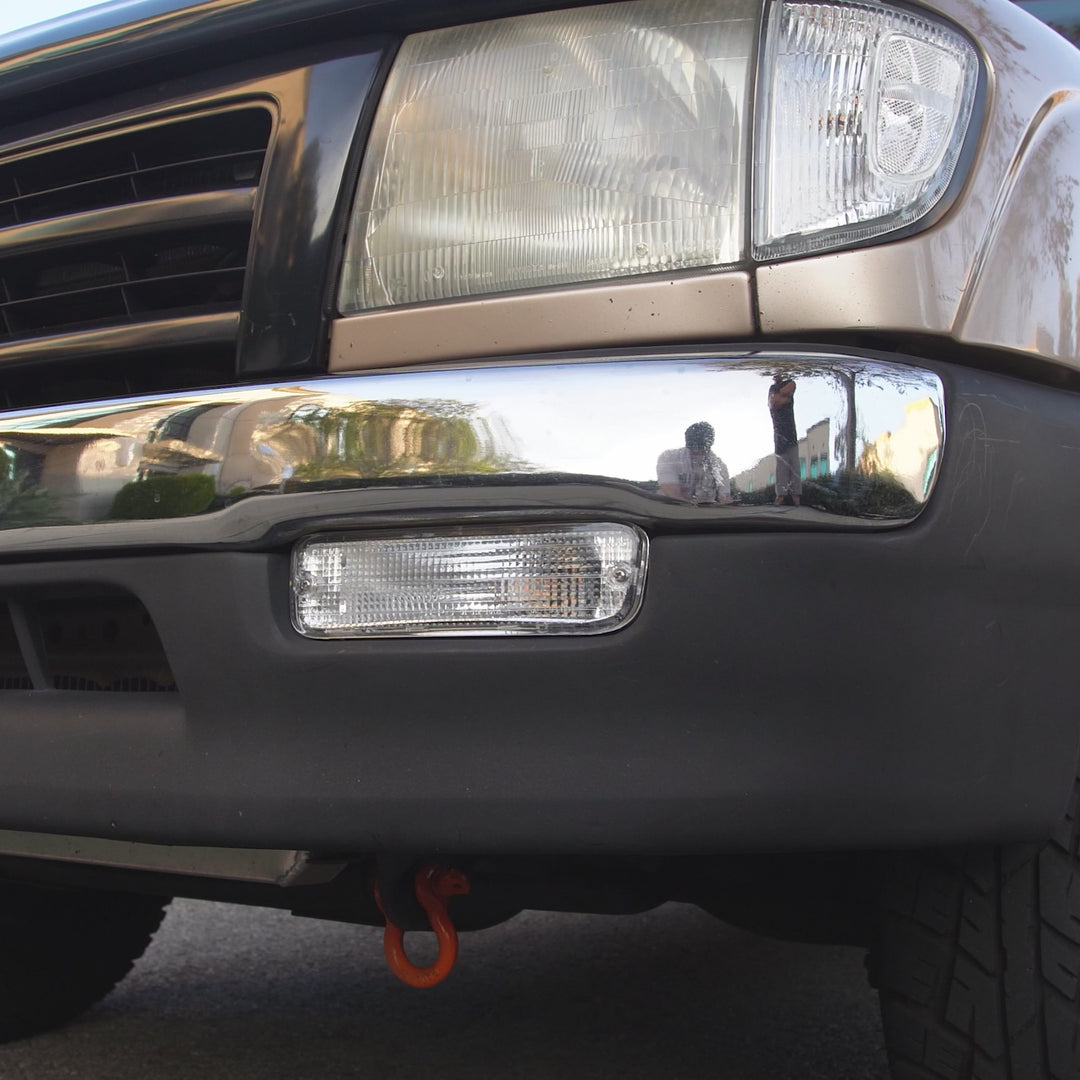 1995-2000 2WD Toyota Tacoma Clear Bumper Signal Lights