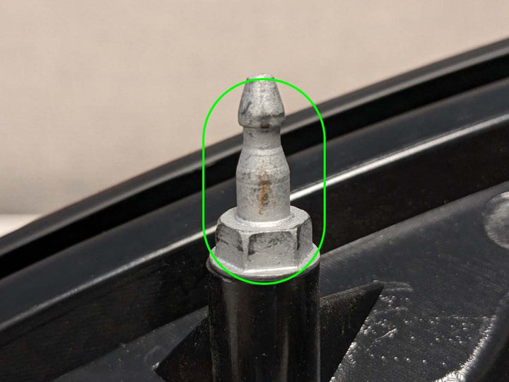 OPEN BOX 2002 - 2009 Chevrolet Trailblazer Dark Red Smoke Lens Tail Lights