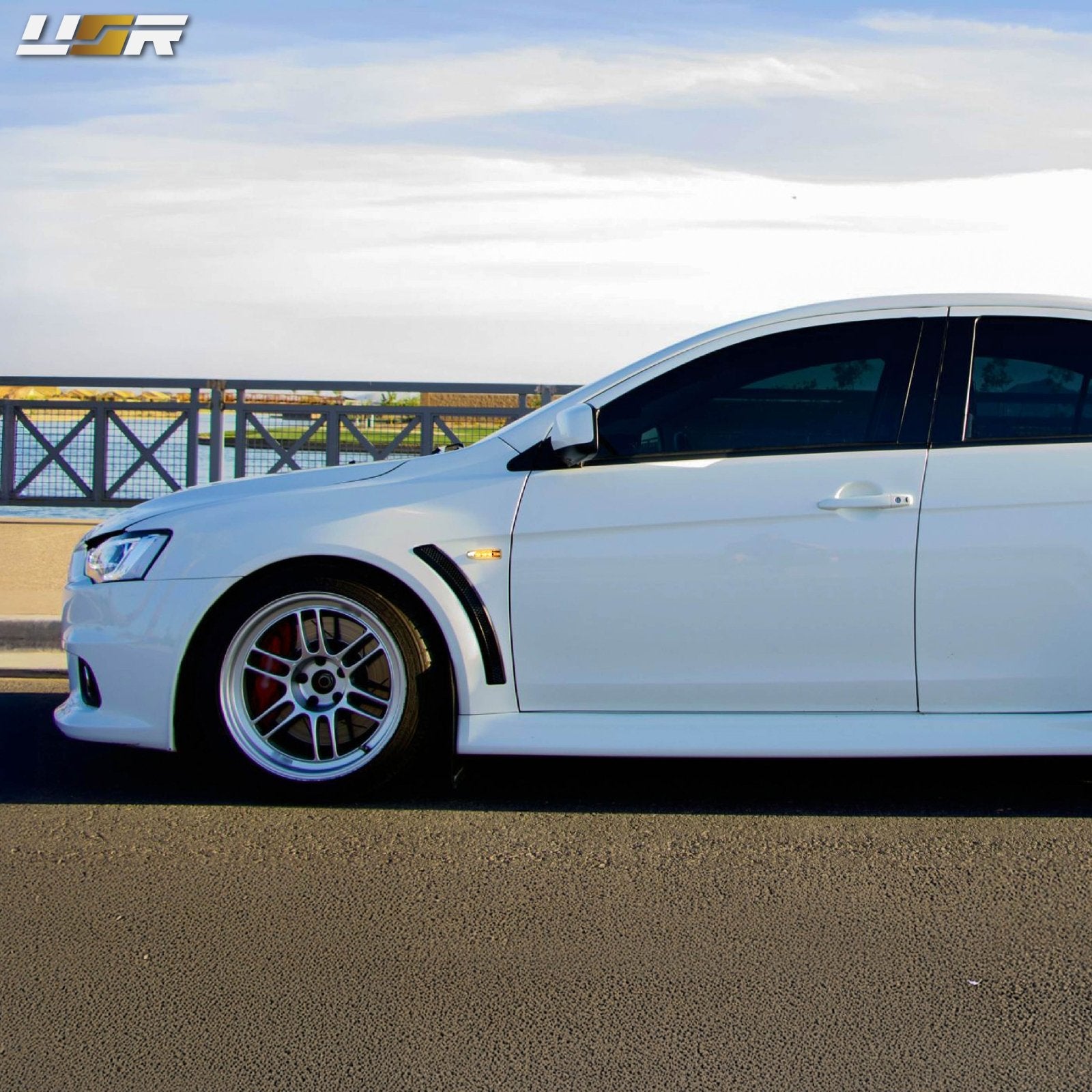 売り切れ必至！ Mitsubishi 2008-2015 Lancer Amber 10) Evo / X Evo (Including ライト・ランタン