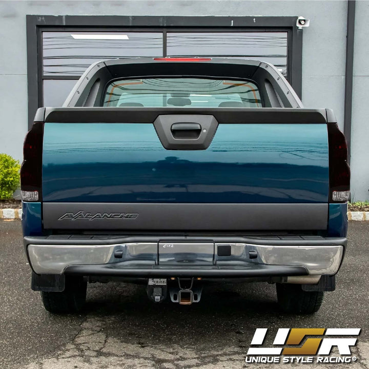 2002 - 2006 Chevy Chevrolet Avalanche Pickup Truck Dark Smoke Red Lens Tail Lights