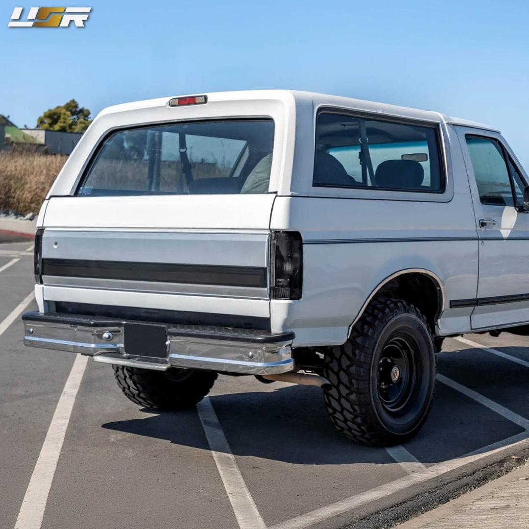 1992 - 1996 Ford F - 150, F - 250 & Bronco Smoke Lens Tail Lights