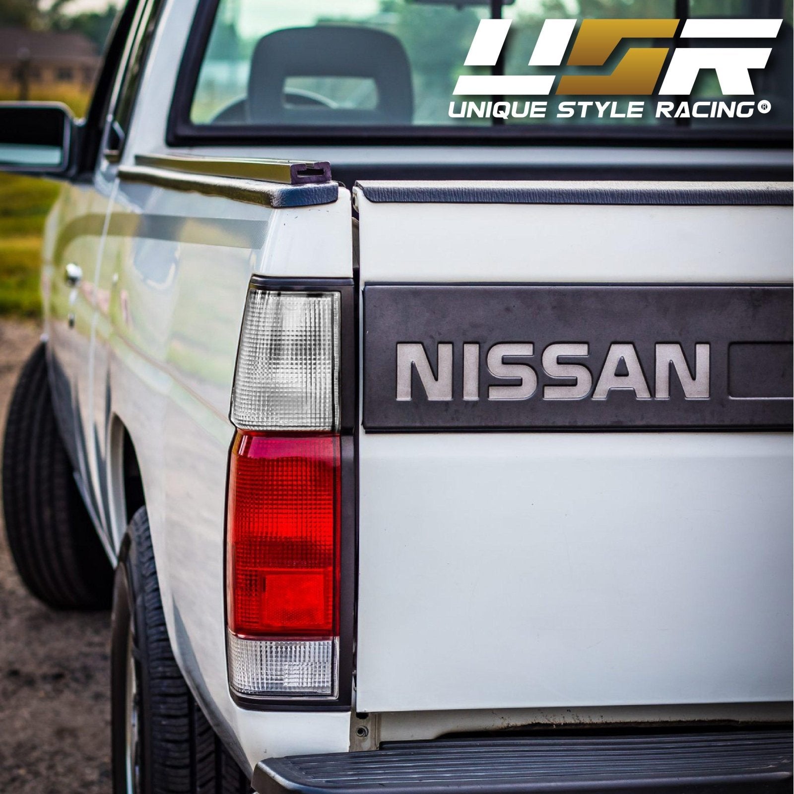 1986-1997 Nissan Hardbody Pickup Truck Red/Clear Tail Lights