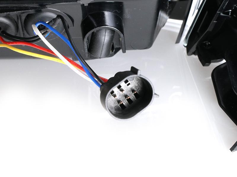 2011 - 2014 Porsche Cayenne 958 USR Facelift Style Full LED Clear or Smoke or GTS Dark Red Smoke Rear Tail Light